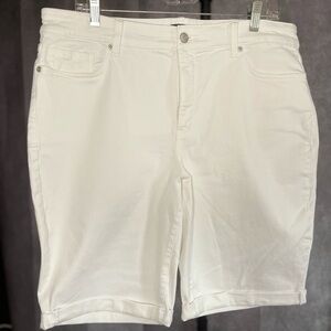 NYDJ 14W Women’s Briella White Denim Bermuda Shorts